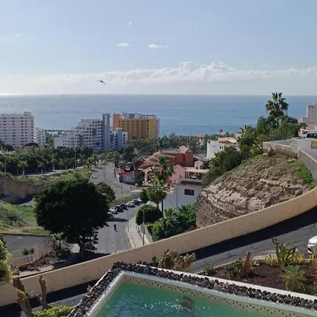 Las Americas X Vila *